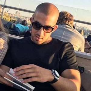 Meet your Posher, Andres